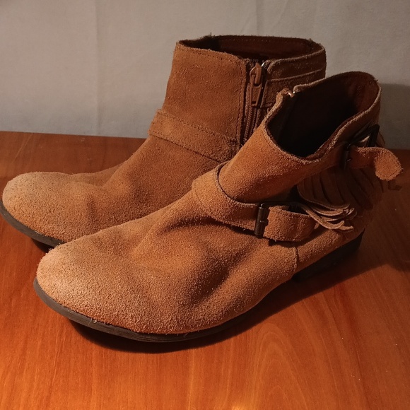 Minnetonka Brown Suede Ankle Boots Size 8 - Picture 2 of 15